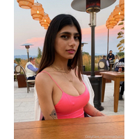 nobodyhometv - Mia Khalifa (46)-k2DLC2T7.jpg